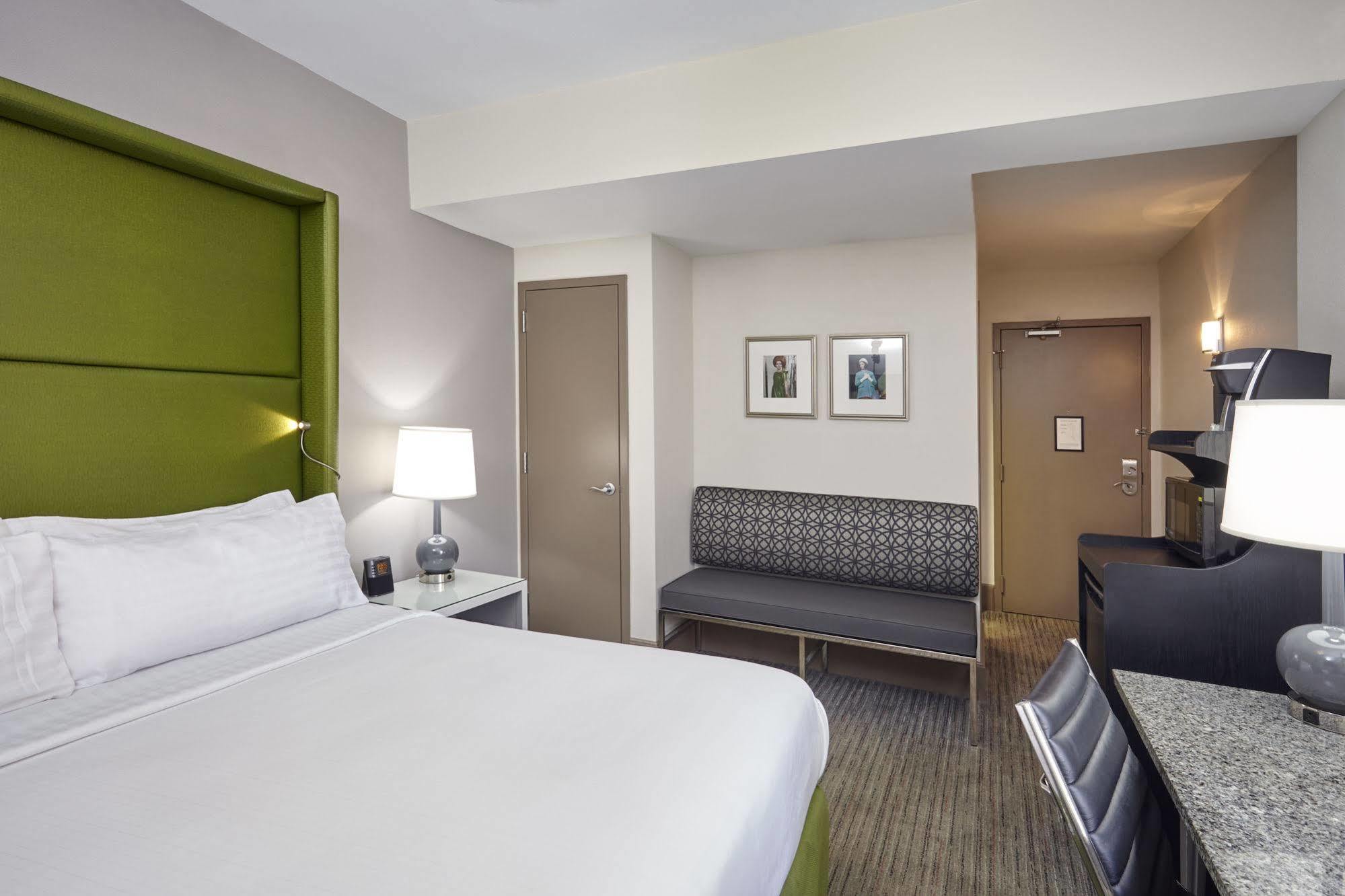 Holiday Inn Express Chicago - Magnificent Mile, An Ihg Hotel Exteriér fotografie